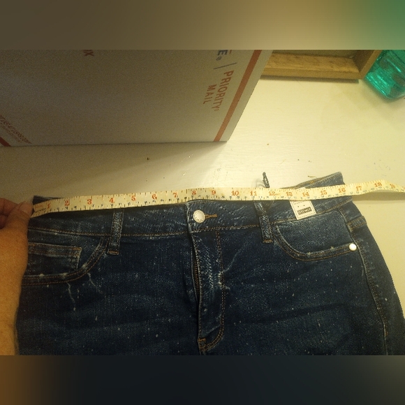 Judy Blue Women's High Waist Splash of Fun Splatter Denim Shorts NWT - Picture 10 of 12